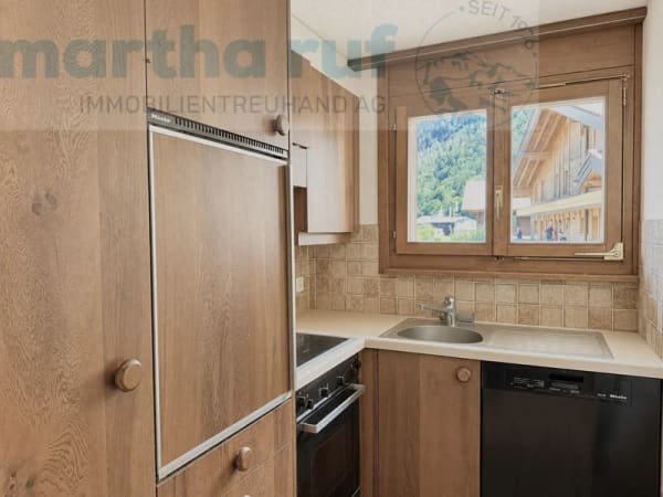 Immobilie in Wilderswil - Behagliche 2.5- Zimmer Ferienwohnung mit CheminÃ©e und Balkon - Bild 3
