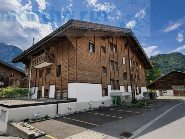 Immobilie in Wilderswil - Behagliche 2.5- Zimmer Ferienwohnung mit CheminÃ©e und Balkon - Bild 9