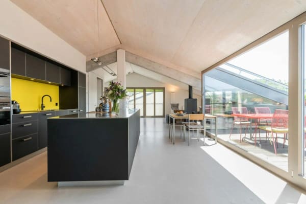 Immobilie in Brugg Ag - Exklusives Penthouse im obersten Stockwerk mit zwei Terrassen, Ã¼berwiegend offener Grundriss mit rund 181 m2 - Bild 5