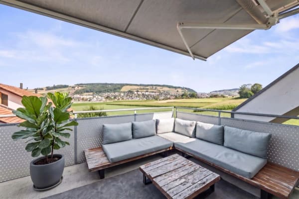 Immobilie in Konolfingen - 5.5-Zimmer-Maisonette: 146 m² Wohnkomfort mit Galerie, Terrasse und Weitsicht - Bild 0