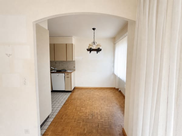 Immobilie in Oberdorf Bl - Raum für Ihre Ideen: Helle 3.5-Zimmer-Eckwohnung in Oberdorf BL - Bild 4