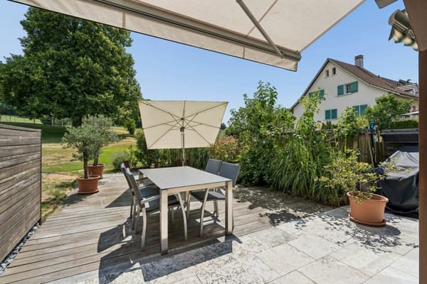 Immobilie in Kyburg - Zeitgemässes 4.5-Zimmer-Reihenmittelhaus mit sonnigem Garten - Bild 10