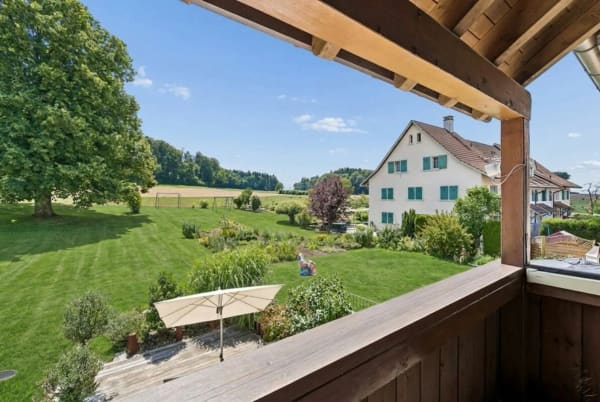 Immobilie in Kyburg - Zeitgemässes 4.5-Zimmer-Reihenmittelhaus mit sonnigem Garten - Bild 9