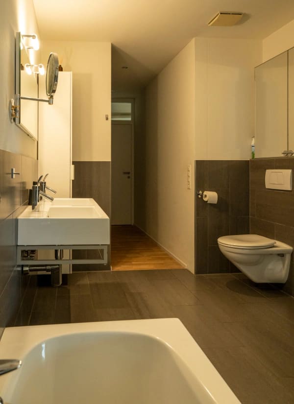 Immobilie in Oberägeri - 5.5-Zimmerwohnung mit unverbaubarer See- und Bergsicht - Bild 11