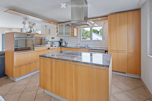 Immobilie in Au Zh - Well maintained 7.5-Room Single Family Home  perfectly located between ZÃ¼rich and Zug - Bild 3