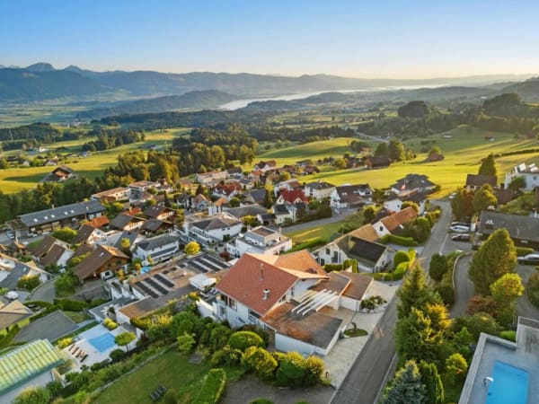 Immobilie in Gebertingen - Villa mit unvergleichlicher Weitsicht - Bild 1