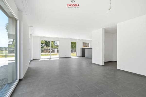 Immobilie in Schalunen - Exklusives 6.5-Zimmer-Doppeleinfamilienhaus mit grosszÃ¼gigem Garten - Bild 4
