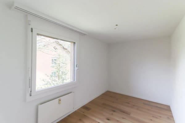 Immobilie in Fraubrunnen - Frisch sanierte 4.5 -Zimmer-Wohnung mit Einstellhallenplatz, Bastelraum- und Kellerabteil - Bild 10
