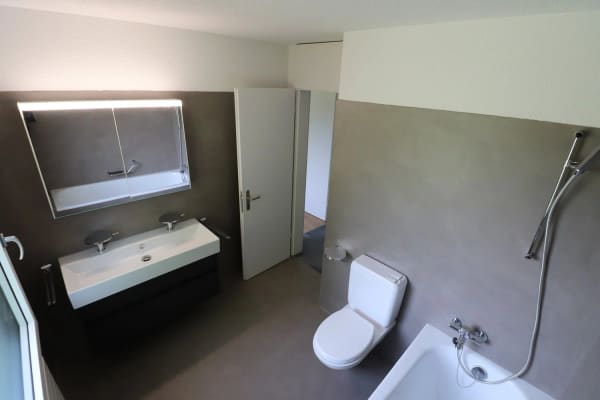 Immobilie in Fraubrunnen - Frisch sanierte 4.5 -Zimmer-Wohnung mit Einstellhallenplatz, Bastelraum- und Kellerabteil - Bild 14