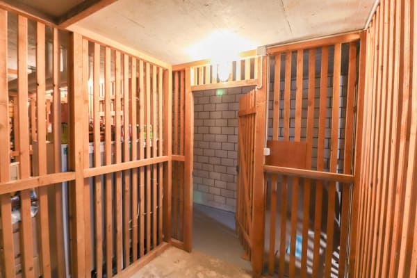 Immobilie in Fraubrunnen - Frisch sanierte 4.5 -Zimmer-Wohnung mit Einstellhallenplatz, Bastelraum- und Kellerabteil - Bild 15