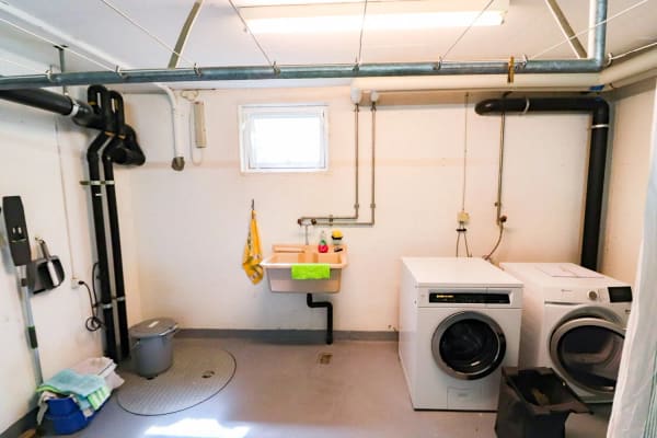 Immobilie in Fraubrunnen - Frisch sanierte 4.5 -Zimmer-Wohnung mit Einstellhallenplatz, Bastelraum- und Kellerabteil - Bild 16
