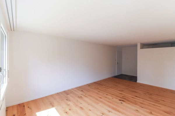 Immobilie in Fraubrunnen - Frisch sanierte 4.5 -Zimmer-Wohnung mit Einstellhallenplatz, Bastelraum- und Kellerabteil - Bild 4