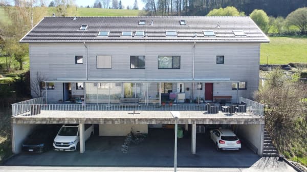 Immobilie in Wynigen - Familienfreundliches, modernes & grosszÃ¼giges Reihen-Eckeinfamilienhaus mit Garten und vielen Extras - Bild 4
