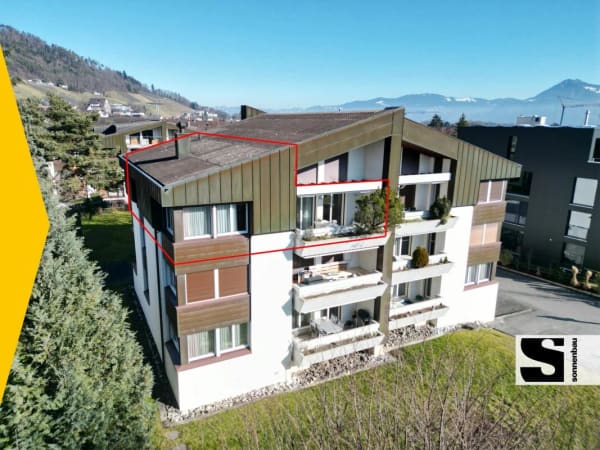 Immobilie in Balgach - Attraktive 4.5 Zimmer-Dachwohnung mit Weitblick - Bild 0