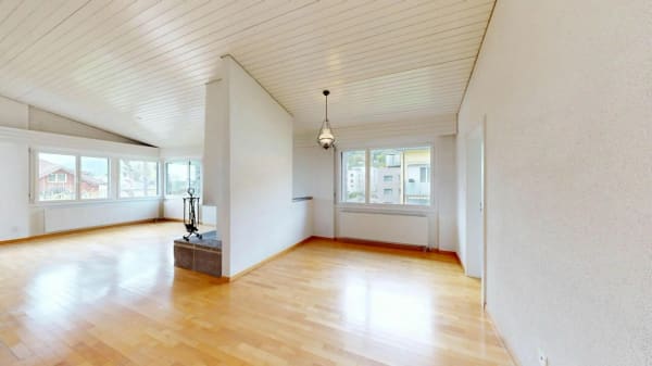 Immobilie in Balgach - Attraktive 4.5 Zimmer-Dachwohnung mit Weitblick - Bild 1