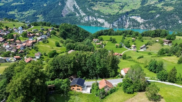 Immobilie in Filzbach - Eleganz trifft LebensqualitÃ¤t: Exklusives Wohnen in Filzbach - Bild 1