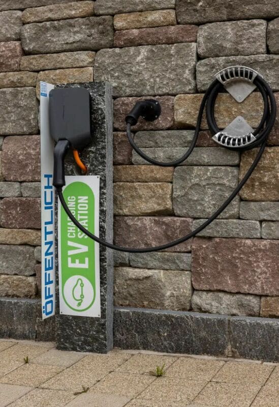 Immobilie in Möhlin - SMART HOME 5.5-7.5-DEFH MIT PV-ANLAGE, KLIMA, 4 E-AUTO-LADESTATIONEN UND MODERNSTER TECHNIK - Bild 21