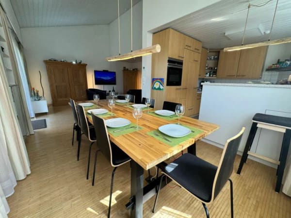 Immobilie in Möhlin - SMART HOME 5.5-7.5-DEFH MIT PV-ANLAGE, KLIMA, 4 E-AUTO-LADESTATIONEN UND MODERNSTER TECHNIK - Bild 8