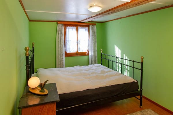 Immobilie in Hohtenn - 3.5-Zimmer-Wohnung in Hohtenn â€“ Historischer Charme mit eigenem Garten - Bild 6