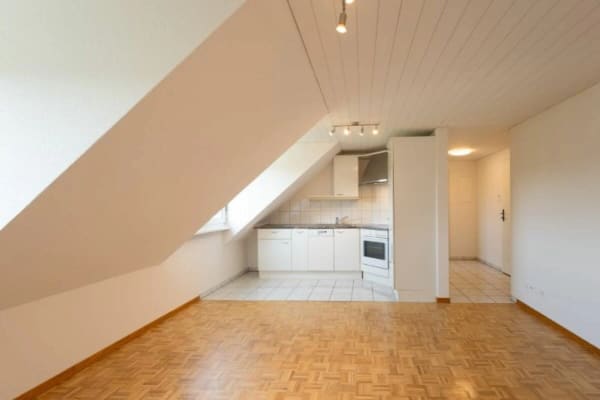Immobilie in Sulgen - GemÃ¼tliche Dachwohnung in Sulgen - Bild 2