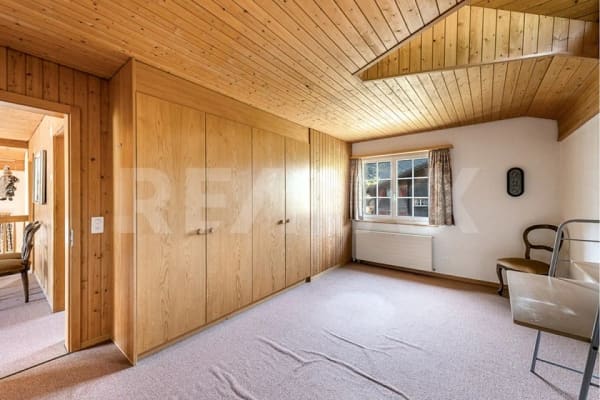 Immobilie in Nidfurn - 6½-Zimmer-Einfamilienhaus mit grosszügigem Grundstück - Bild 12
