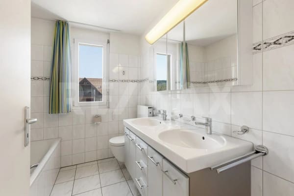 Immobilie in Neftenbach - Helle 4.5-Zi.-Wohnung an ruhiger und zentraler Wohnlage - Bild 9