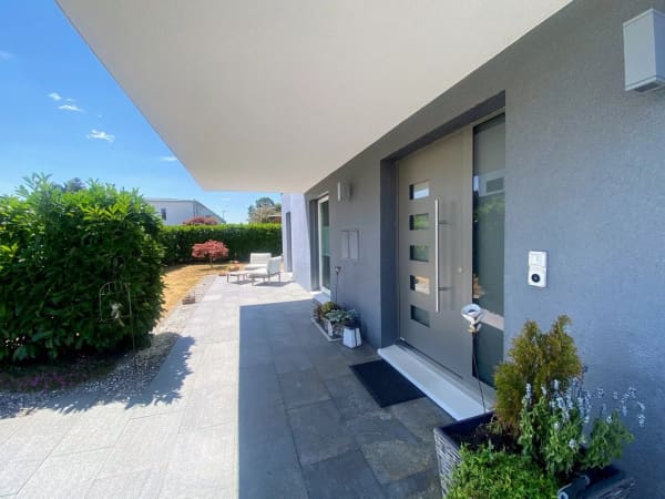 Immobilie in Prez-vers-noréaz - Magnifique maison d'architecte avec piscine et garage double - Bild 5