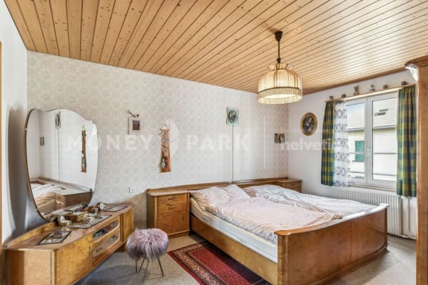 Immobilie in Langenthal - 6-Zimmer-DoppelhaushÃ¤lfte mit viel Potenzial - Bild 6