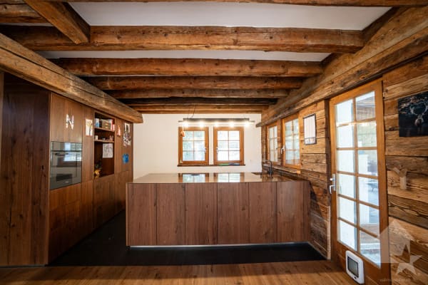 Immobilie in Vissoie - Spacieux chalet de caractère avec belle véranda et magnifique jardin - Bild 3