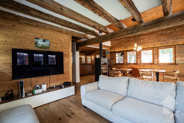 Immobilie in Vissoie - Spacieux chalet de caractère avec belle véranda et magnifique jardin - Bild 5