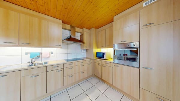 Immobilie in Wiler B. Seedorf - 3,5 Zimmer, viel Licht und eine Galerie zum Verlieben - Bild 10