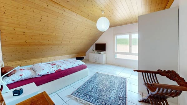 Immobilie in Wiler B. Seedorf - 3,5 Zimmer, viel Licht und eine Galerie zum Verlieben - Bild 16