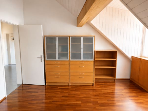 Immobilie in Buchs Zh - MODERNER AUSBAU UND GROSSZÜGIGES RAUMGEFÜHL - Bild 3