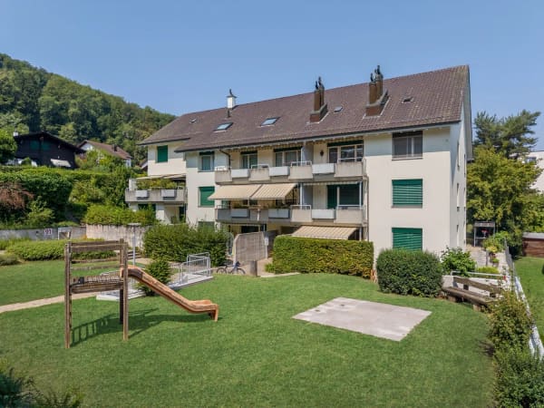 Immobilie in Spreitenbach - Grosszügige 4-Zimmerwohnung mit zwei sonnigen Balkonen - Bild 0