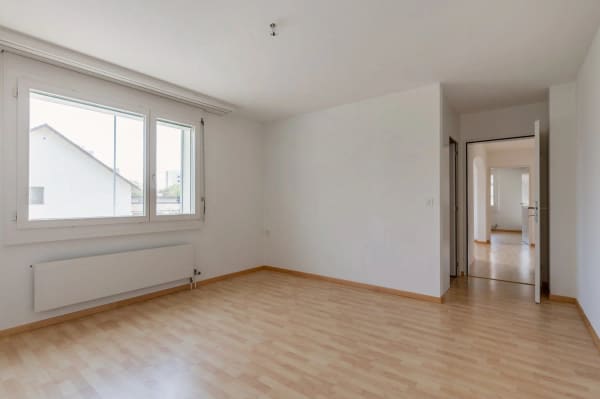 Immobilie in Spreitenbach - Grosszügige 4-Zimmerwohnung mit zwei sonnigen Balkonen - Bild 6