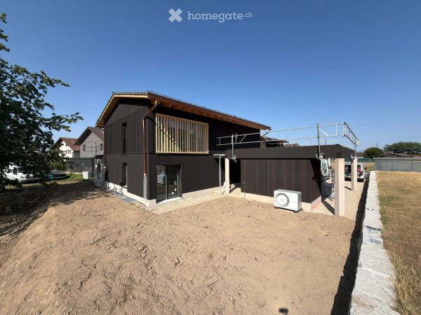 Immobilie in Gümmenen - Einfamilienhaus mit grosszÃ¼gigem Umschwung / Buchstrasse 33, 3205 GÃ¼mmenen (Gemeinde MÃ¼hleberg) - Bild 1