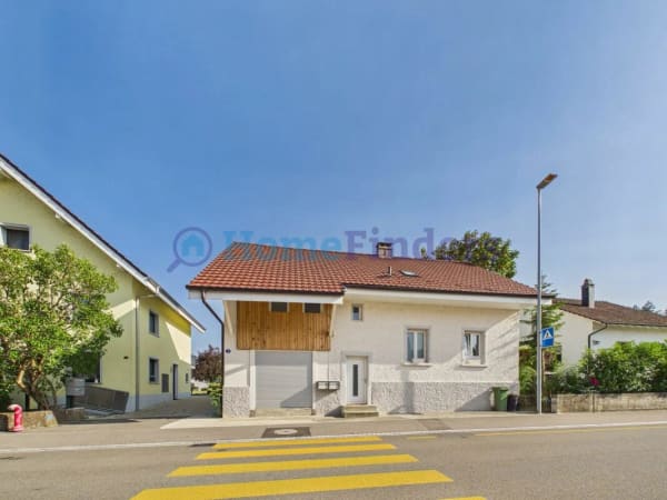 Immobilie in Veltheim Ag - SONNIG GROSSES RAUMWUNDER UND VIEL PLATZ ZUM LEBEN - Bild 0