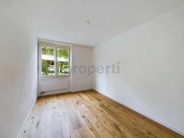 Immobilie in Eggenwil - Frisch renoviertes WohnglÃ¼ck mit grosszÃ¼gigem Balkon - Bild 6