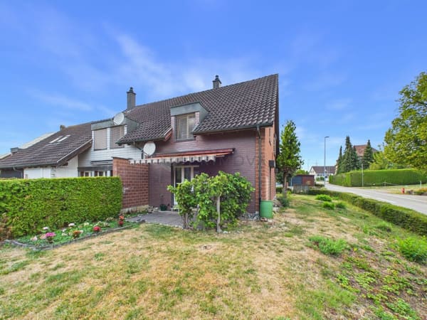 Immobilie in Neuwilen - 4 Zimmer-Eck-Reihenhaus mit Garten und viel Potenzial - Bild 0