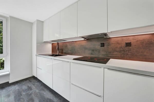 Immobilie in Niederteufen - Wohnen wie im Einfamilienhaus! Riesige, gepflegte Maisonette-Wohnung mit Alpsteinpanorama und Schwimmbad - Bild 14
