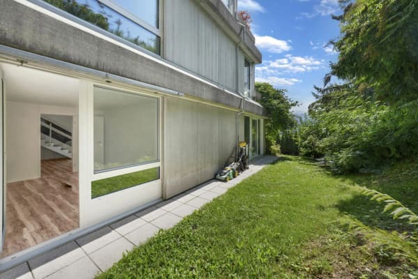 Immobilie in Niederteufen - Wohnen wie im Einfamilienhaus! Riesige, gepflegte Maisonette-Wohnung mit Alpsteinpanorama und Schwimmbad - Bild 39