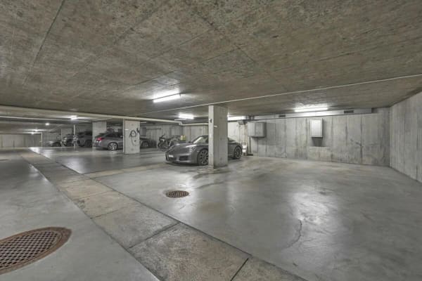 Immobilie in Niederteufen - Wohnen wie im Einfamilienhaus! Riesige, gepflegte Maisonette-Wohnung mit Alpsteinpanorama und Schwimmbad - Bild 43