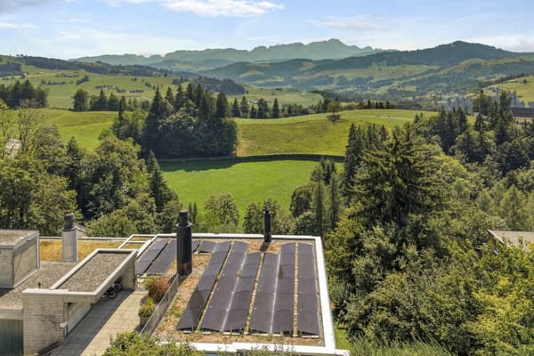 Immobilie in Niederteufen - Wohnen wie im Einfamilienhaus! Riesige, gepflegte Maisonette-Wohnung mit Alpsteinpanorama und Schwimmbad - Bild 56
