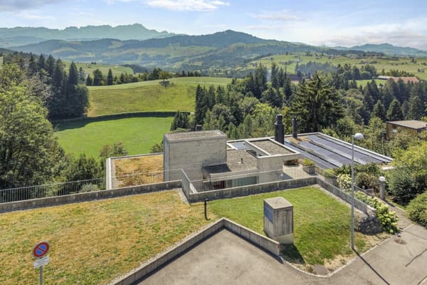Immobilie in Niederteufen - Wohnen wie im Einfamilienhaus! Riesige, gepflegte Maisonette-Wohnung mit Alpsteinpanorama und Schwimmbad - Bild 59