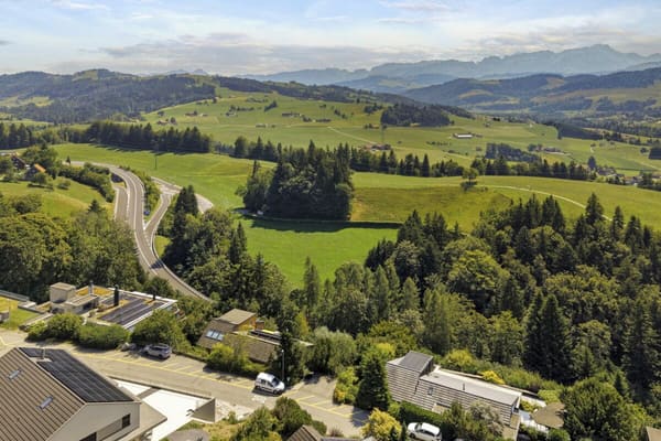 Immobilie in Niederteufen - Wohnen wie im Einfamilienhaus! Riesige, gepflegte Maisonette-Wohnung mit Alpsteinpanorama und Schwimmbad - Bild 66