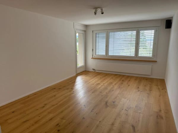 Immobilie in Zofingen - Neuwertige Wohnung (renoviert fÃ¼r CHF 115'000.-) mit Lift an ruhiger Lage - Bild 9