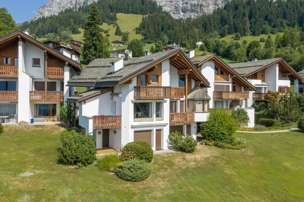 Immobilie in Flims Dorf - 4 Zimmerwohnung mit top Aussicht im malerischen Fidaz - Bild 13