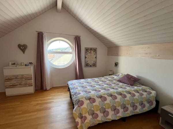 Immobilie in Oberkulm - 4.5-Zimmer-Maisonette-Wohnung mit viel Charme und grossem Balkon. - Bild 15