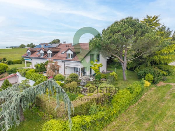 Immobilie in Denens - Maison jumelle de 7.5 piÃ¨ces avec belle vue sur le lac - Bild 0