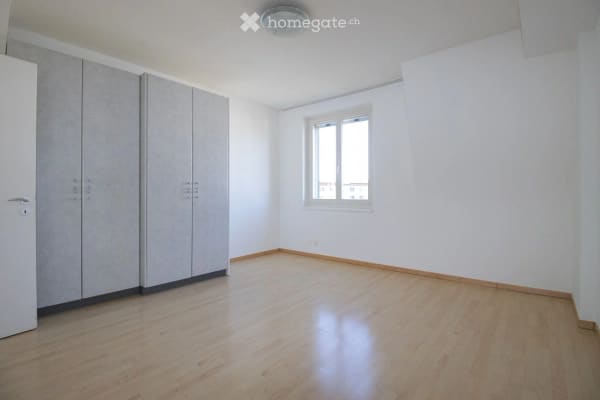 Immobilie in Cham - Wunderschöne 6.5-Zimmer-Maisonette-Dachwohnung mit Bergblick in Cham - Bild 7